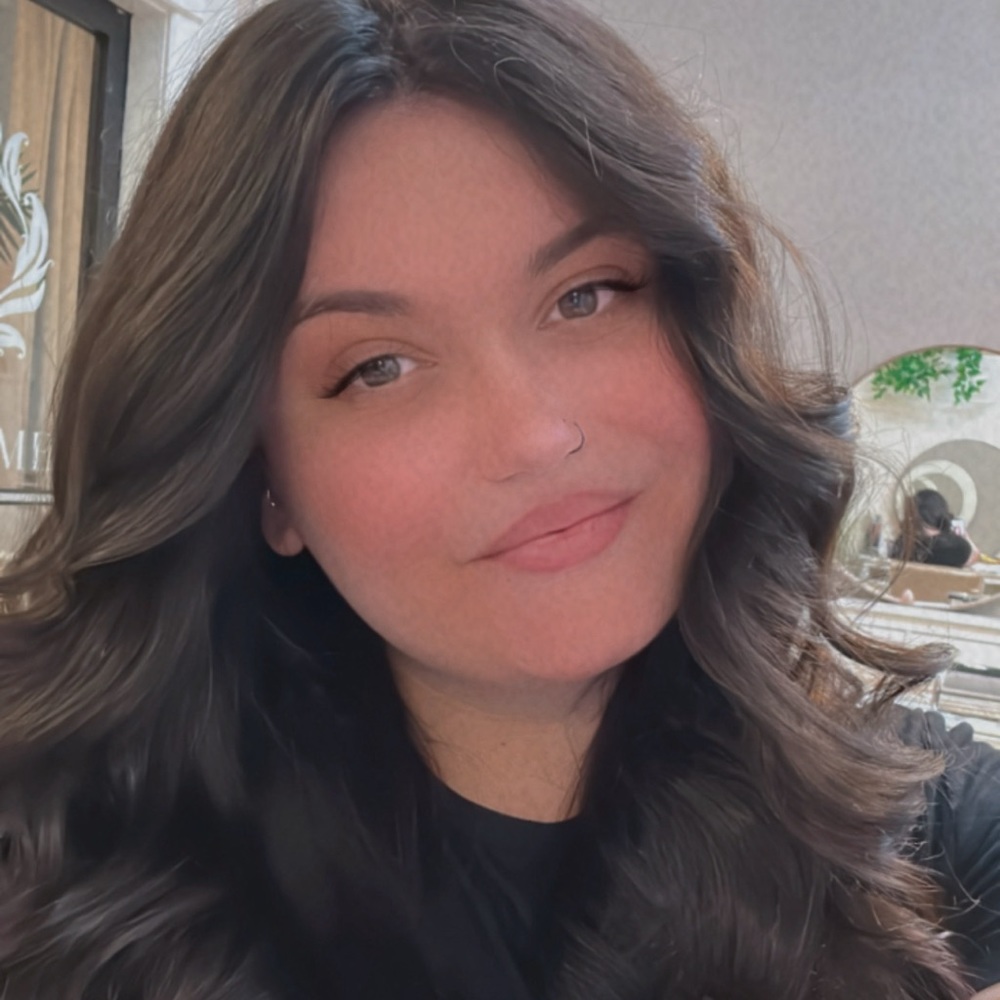 Meet your Posher, Julia